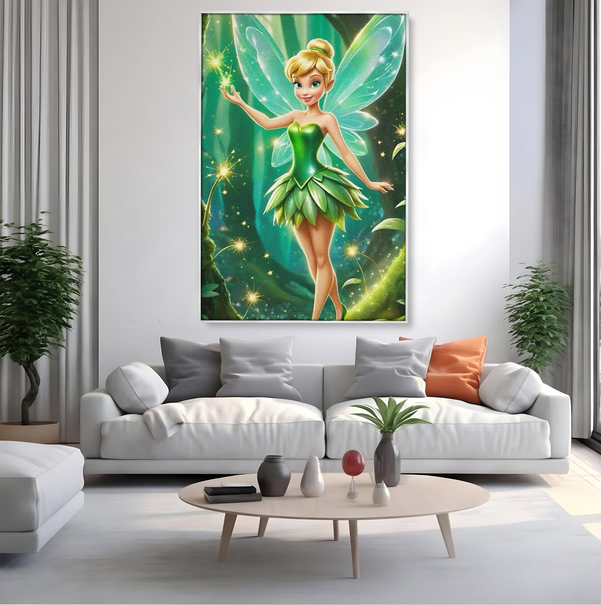 Tablou canvas cu tablou canvas cu zana tinker bell, in rama de aluminiu argintiu, pe perete intr-un living
